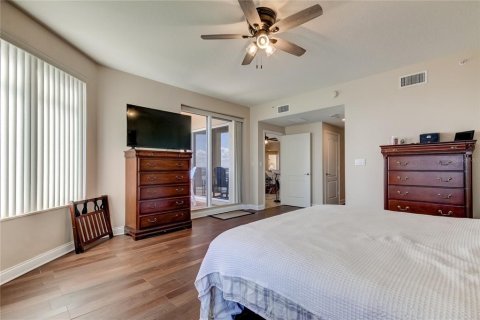 Condo in Clearwater, Florida, 3 bedrooms  № 2205842 - photo 11