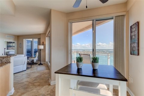 Condo in Clearwater, Florida, 3 bedrooms  № 2205842 - photo 18