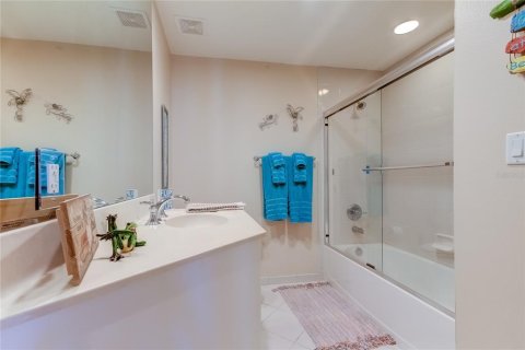 Condo in Clearwater, Florida, 3 bedrooms  № 2205842 - photo 19