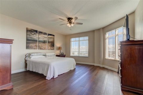 Condo in Clearwater, Florida, 3 bedrooms  № 2205842 - photo 6