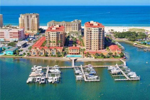 Condo in Clearwater, Florida, 3 bedrooms  № 2205842 - photo 2