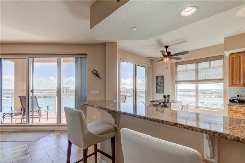 Condo in Clearwater, Florida, 3 bedrooms  № 2205842 - photo 14
