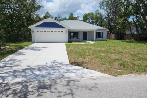 Casa en Spring Hill, Florida 3 dormitorios, 173.82 m2 № 2131389