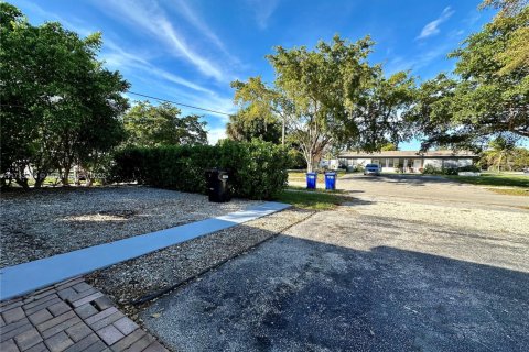 Immobilier commercial à vendre à North Miami Beach, Floride: 139.35 m2 № 1940399 - photo 23