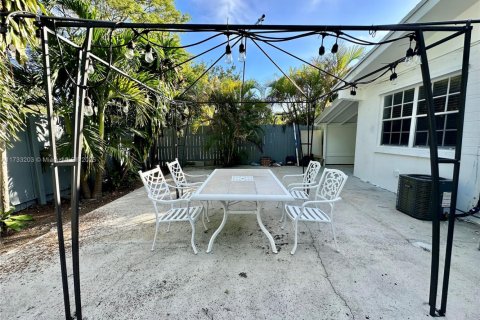 Immobilier commercial à vendre à North Miami Beach, Floride: 139.35 m2 № 1940399 - photo 19