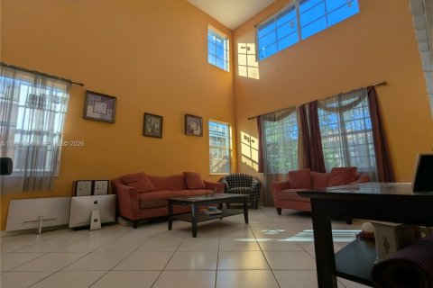 Купить виллу или дом в Мирамар, Флорида 4 спальни, 231.98м2, № 1995906 - фото 29