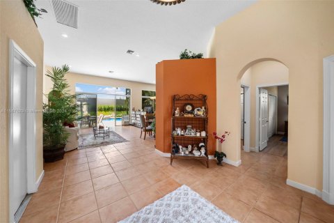 House in Boca Raton, Florida 3 bedrooms, 197.6 sq.m. № 1693646 - photo 6
