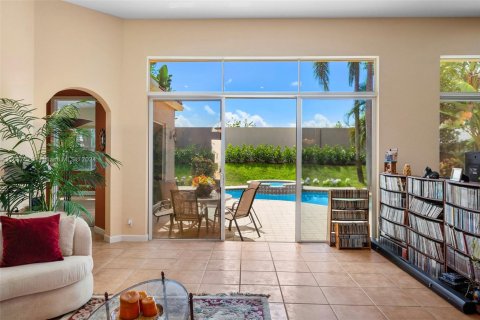 House in Boca Raton, Florida 3 bedrooms, 197.6 sq.m. № 1693646 - photo 9
