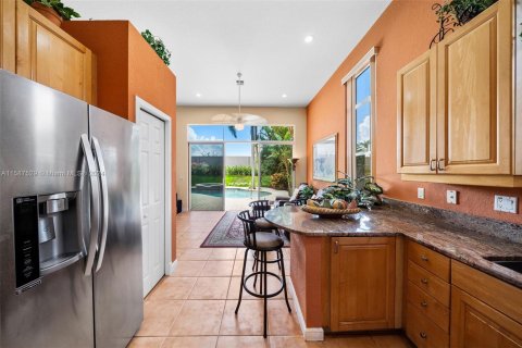 House in Boca Raton, Florida 3 bedrooms, 197.6 sq.m. № 1693646 - photo 15