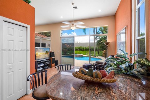 House in Boca Raton, Florida 3 bedrooms, 197.6 sq.m. № 1693646 - photo 13