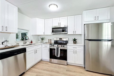 Apartment in Davenport, Florida 2 bedrooms, 78.04 sq.m. № 1789912 - photo 2