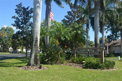 Condo in Sarasota, Florida, 2 bedrooms  № 1736484 - photo 30