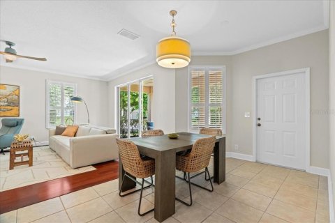 House in DeLand, Florida 4 bedrooms, 284.19 sq.m. № 1856740 - photo 13