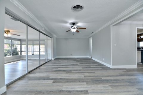 Casa en alquiler en Seminole, Florida, 2 dormitorios, 142.79 m2 № 1913972 - foto 6