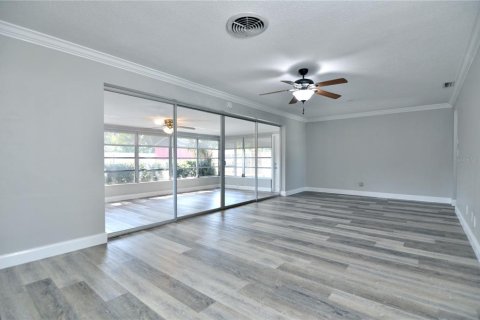 Casa en alquiler en Seminole, Florida, 2 dormitorios, 142.79 m2 № 1913972 - foto 15