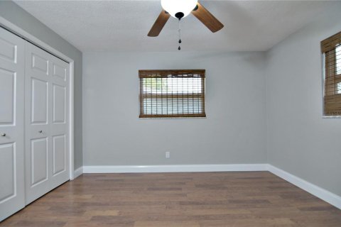 Casa en alquiler en Seminole, Florida, 2 dormitorios, 142.79 m2 № 1913972 - foto 29