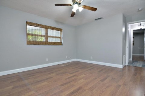 Casa en alquiler en Seminole, Florida, 2 dormitorios, 142.79 m2 № 1913972 - foto 23