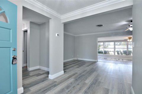 Casa en alquiler en Seminole, Florida, 2 dormitorios, 142.79 m2 № 1913972 - foto 5