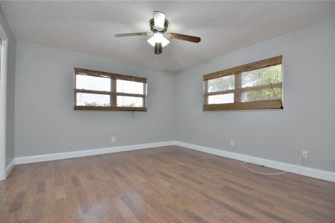 Casa en alquiler en Seminole, Florida, 2 dormitorios, 142.79 m2 № 1913972 - foto 19
