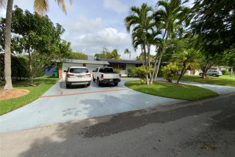 Casa en venta en Palmetto Bay, Florida, 3 dormitorios, 180.04 m2 № 1603427 - foto 4