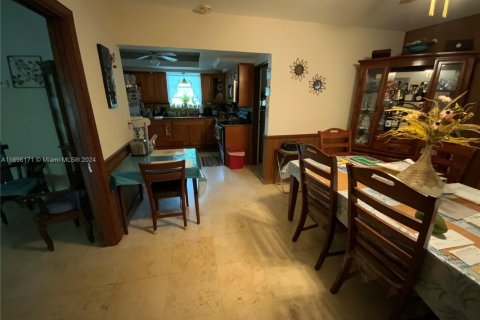 Casa en venta en Palmetto Bay, Florida, 3 dormitorios, 180.04 m2 № 1603427 - foto 11