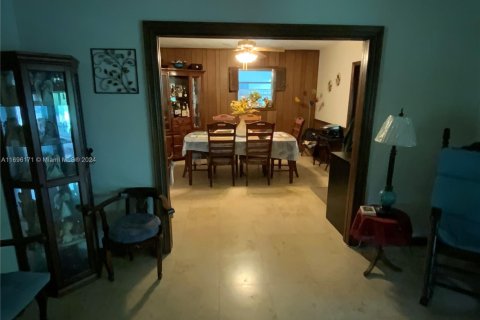 Casa en venta en Palmetto Bay, Florida, 3 dormitorios, 180.04 m2 № 1603427 - foto 9