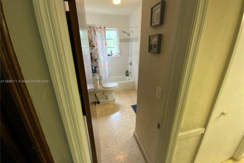 Casa en venta en Palmetto Bay, Florida, 3 dormitorios, 180.04 m2 № 1603427 - foto 26
