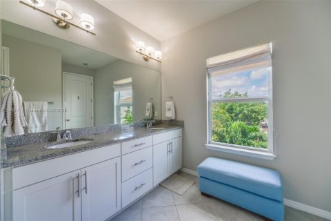 Adosado en alquiler en Hollywood, Florida, 3 dormitorios, 164.34 m2 № 1943647 - foto 23