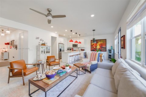 Adosado en alquiler en Hollywood, Florida, 3 dormitorios, 164.34 m2 № 1943647 - foto 6