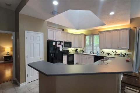 Villa ou maison à louer à Gainesville, Floride: 3 chambres, 164.44 m2 № 2100167 - photo 4