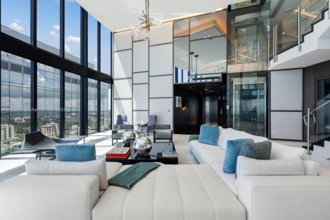 Купить кондоминиум в Санни-Айлс-Бич, Флорида 4 спальни, 888.15м2, № 1948591 - фото 3