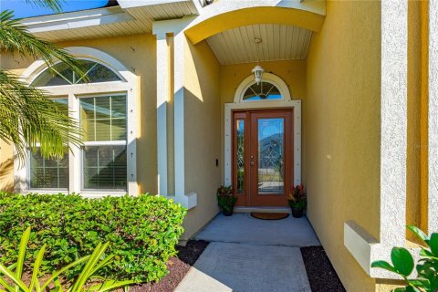 House in New Smyrna Beach, Florida 4 bedrooms, 207.26 sq.m. № 1785394 - photo 8