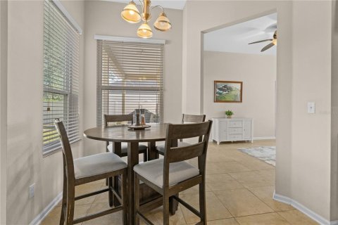House in New Smyrna Beach, Florida 4 bedrooms, 207.26 sq.m. № 1785394 - photo 17