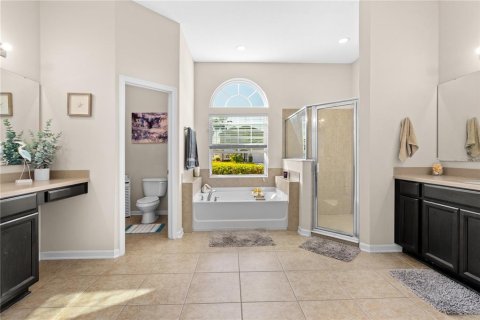 House in New Smyrna Beach, Florida 4 bedrooms, 207.26 sq.m. № 1785394 - photo 25