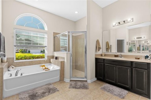 House in New Smyrna Beach, Florida 4 bedrooms, 207.26 sq.m. № 1785394 - photo 27