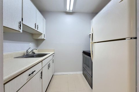 Купить кондоминиум в Клируотер, Флорида 5 комнат, 55.09м2, № 2096724 - фото 12