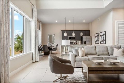 Condo in Four Corners, Florida, 5 bedrooms № 2384198 - photo 8