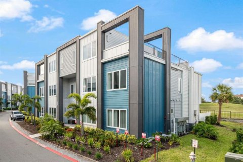 Condo in Four Corners, Florida, 5 bedrooms  № 2384198