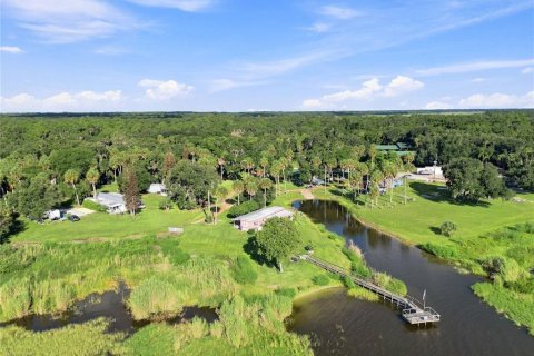 Commercial property in Lake Wales, Florida 301 sq.m. № 2386258 - photo 4