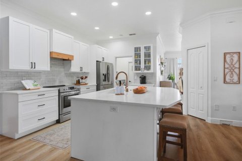 Casa en venta en Spring Hill, Florida, 5 dormitorios, 246.38 m2 № 2388308 - foto 10