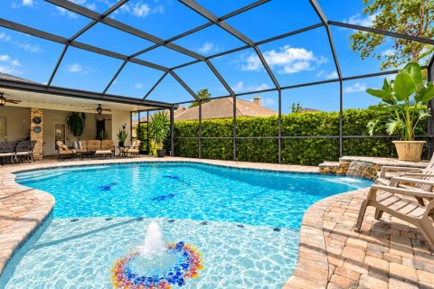 Casa en venta en Spring Hill, Florida, 5 dormitorios, 246.38 m2 № 2388308 - foto 2
