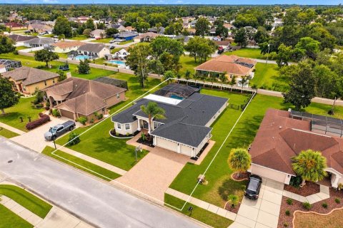 Casa en venta en Spring Hill, Florida, 5 dormitorios, 246.38 m2 № 2388308 - foto 7