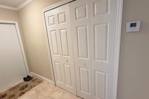 Condo in Delray Beach, Florida, 2 bedrooms  № 2176277 - photo 9
