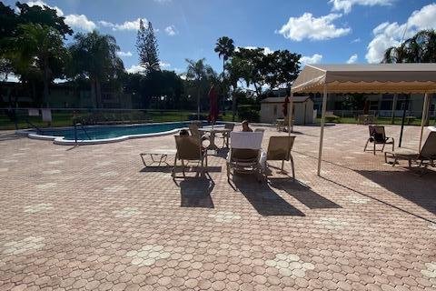 Condo in Delray Beach, Florida, 2 bedrooms  № 2176277 - photo 30