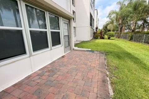 Condo in Delray Beach, Florida, 2 bedrooms  № 2176277 - photo 22