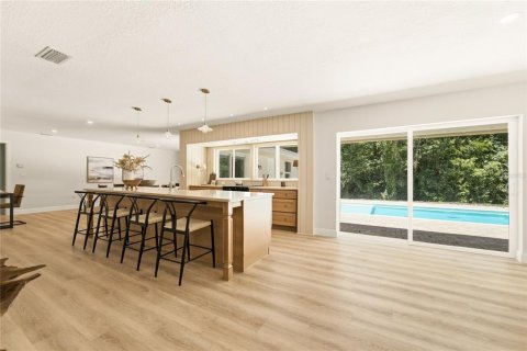 Villa ou maison à vendre à Longwood, Floride: 4 chambres, 213.68 m2 № 2318754 - photo 9