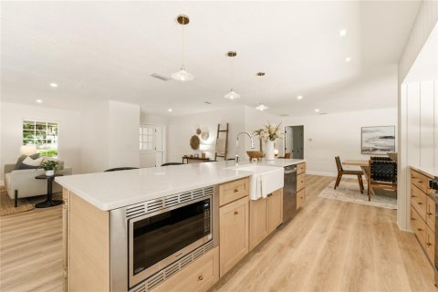Villa ou maison à vendre à Longwood, Floride: 4 chambres, 213.68 m2 № 2318754 - photo 16
