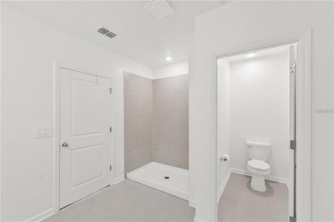 Villa ou maison à louer à Kissimmee, Floride: 4 chambres, 179.86 m2 № 2413573 - photo 15