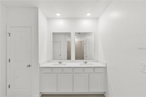 Villa ou maison à louer à Kissimmee, Floride: 4 chambres, 179.86 m2 № 2413573 - photo 14