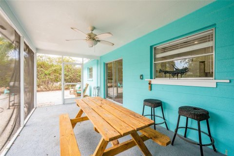 House in Bradenton, Florida 4 bedrooms, 185.34 sq.m. № 2101584 - photo 30